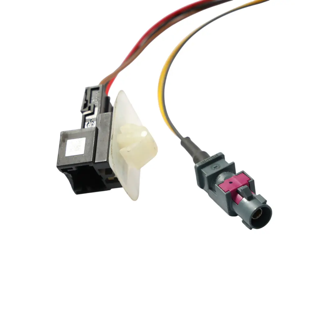 Emblema Bagagliaio Maniglia Pulsante Badge Apertura per VW Volkswagen Mk7 con numero di parte 5G0827469F VW Volkswagen Mk7 Emblema Bagagliaio Maniglia Pulsante Badge Apertura - SKU 5G0827469F - Numero di parte 5G0827469F