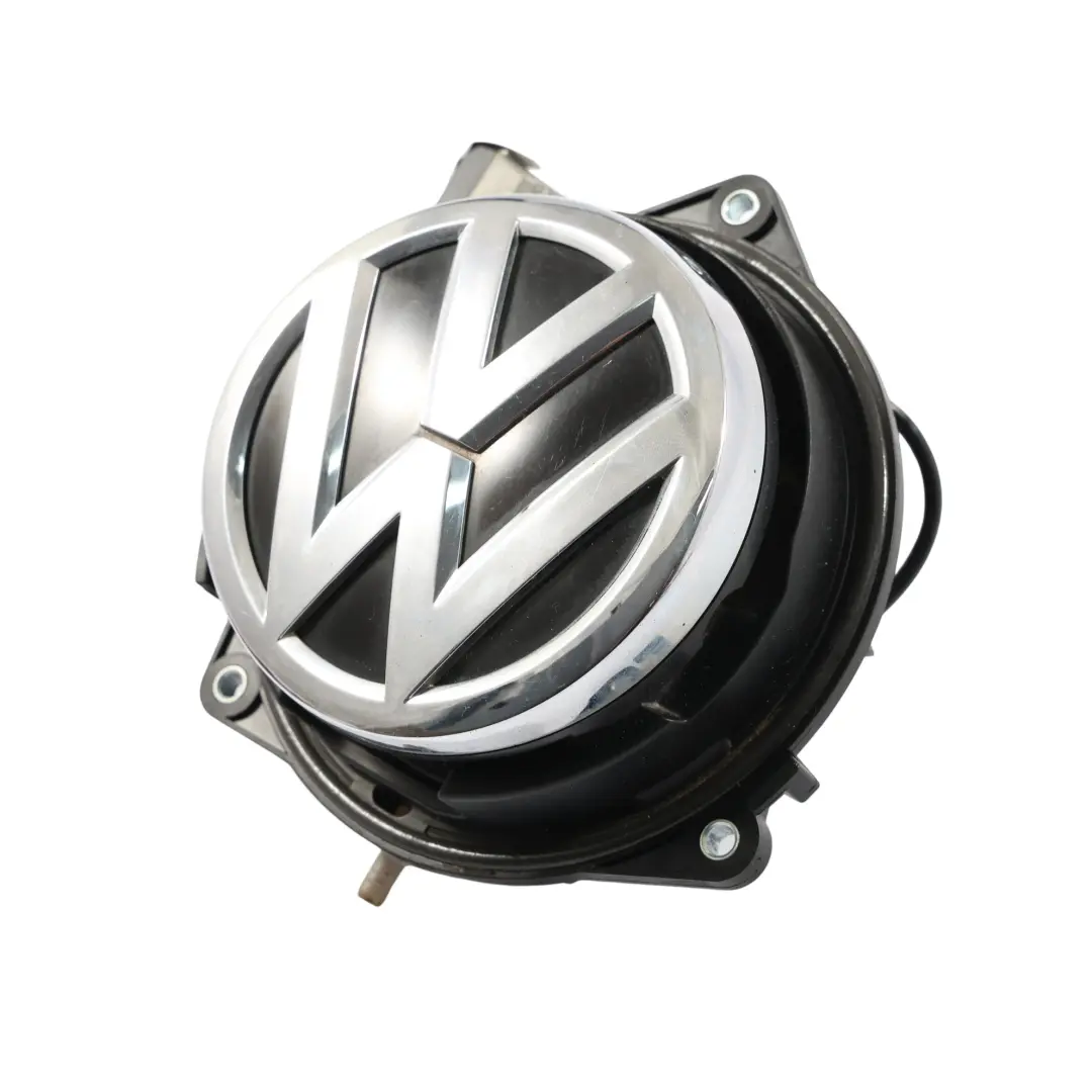 Trunk Emblem Handle Button Tailgate Badge Opening to VW Volkswagen Mk7 with Part number 5G0827469F VW Volkswagen Mk7 Trunk Emblem Handle Button Tailgate Badge Opening - SKU 5G0827469F - Part number 5G0827469F