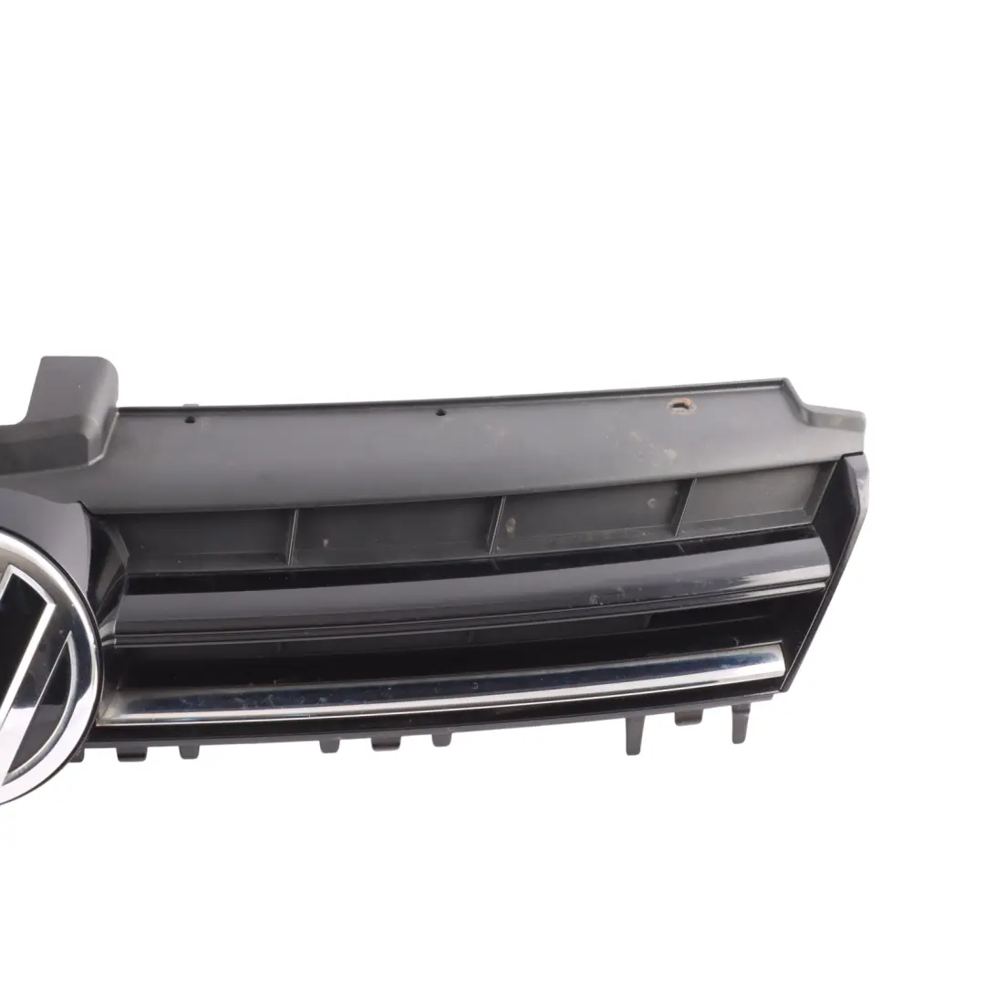 Volkswagen Golf 5G VII Grille Centrale Pare-Chocs Avant 5G0853653E - SKU 5G0853651CF - Numéro de pièce 5G0853651CF
