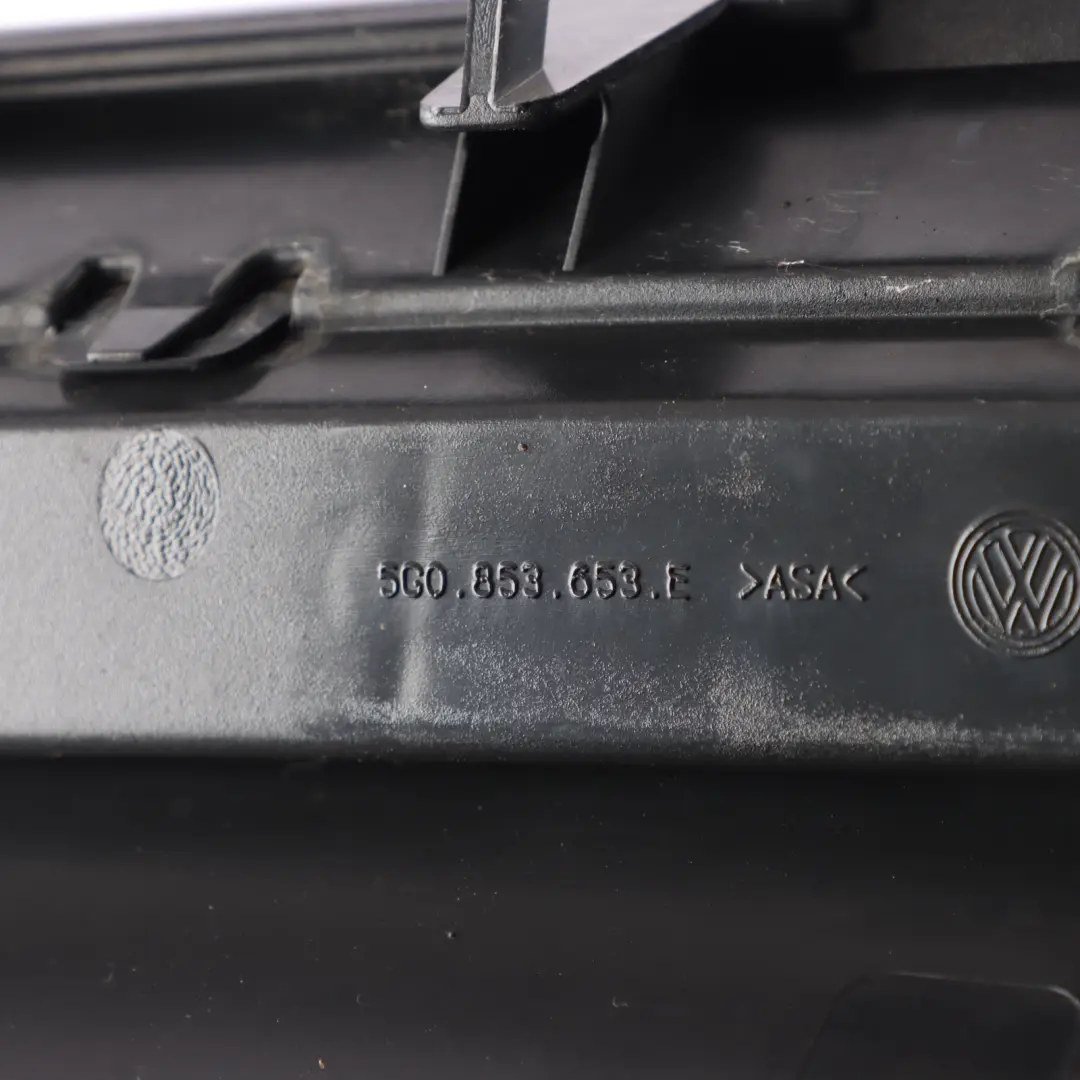 Volkswagen Golf 5G VII Frontstoßstange Mitte Kühlergrill Platte Grill 5G0853653E - SKU 5G0853651CF - Teilenummer 5G0853651CF