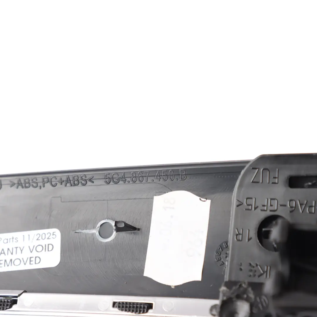 Panel Puerta Alu Carbon Trasero Derecho para Volkswagen Golf R Mk7 con número de pieza 5G4854772A Volkswagen Golf R Mk7 Panel Puerta Alu Carbon Trasero Derecho - SKU 5G4854772A - Número de pieza 5G4854772A