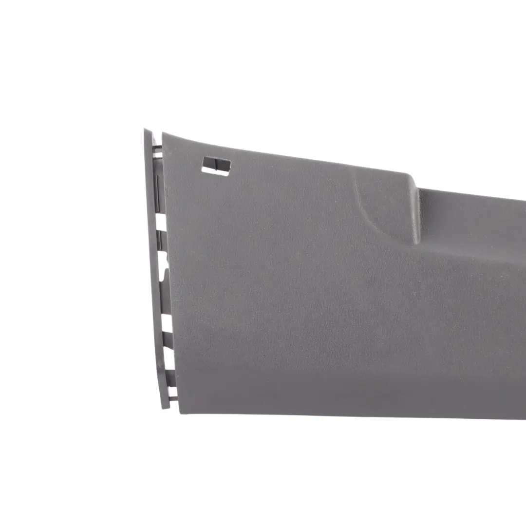 Moldura Pilar B Panel Derecho para Volkswagen Golf Mk7 con número de pieza 5G4867292D Volkswagen Golf Mk7 Moldura Pilar B Panel Derecho - SKU 5G4867292D - Número de pieza 5G4867292D