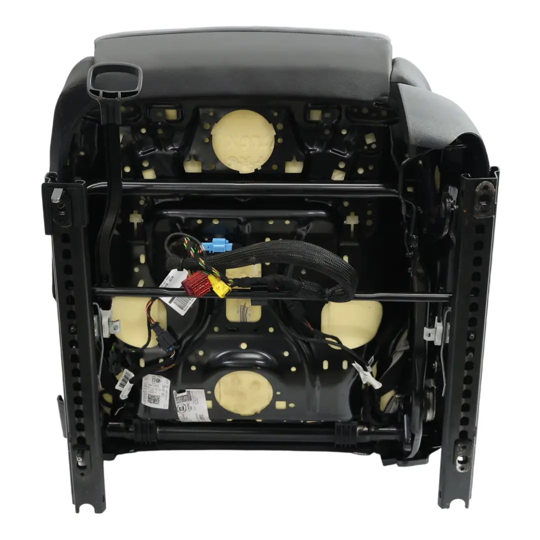 R-Line 5D Vordersitz Leder Beheizt Schwarz Grau Links für Volkswagen Golf Mk7 VII mit Teilenummer 5G4881805KC Volkswagen Golf Mk7 VII R-Line 5D Vordersitz Leder Beheizt Schwarz Grau Links - SKU 5G4881805KC - Teilenummer 5G4881805KC