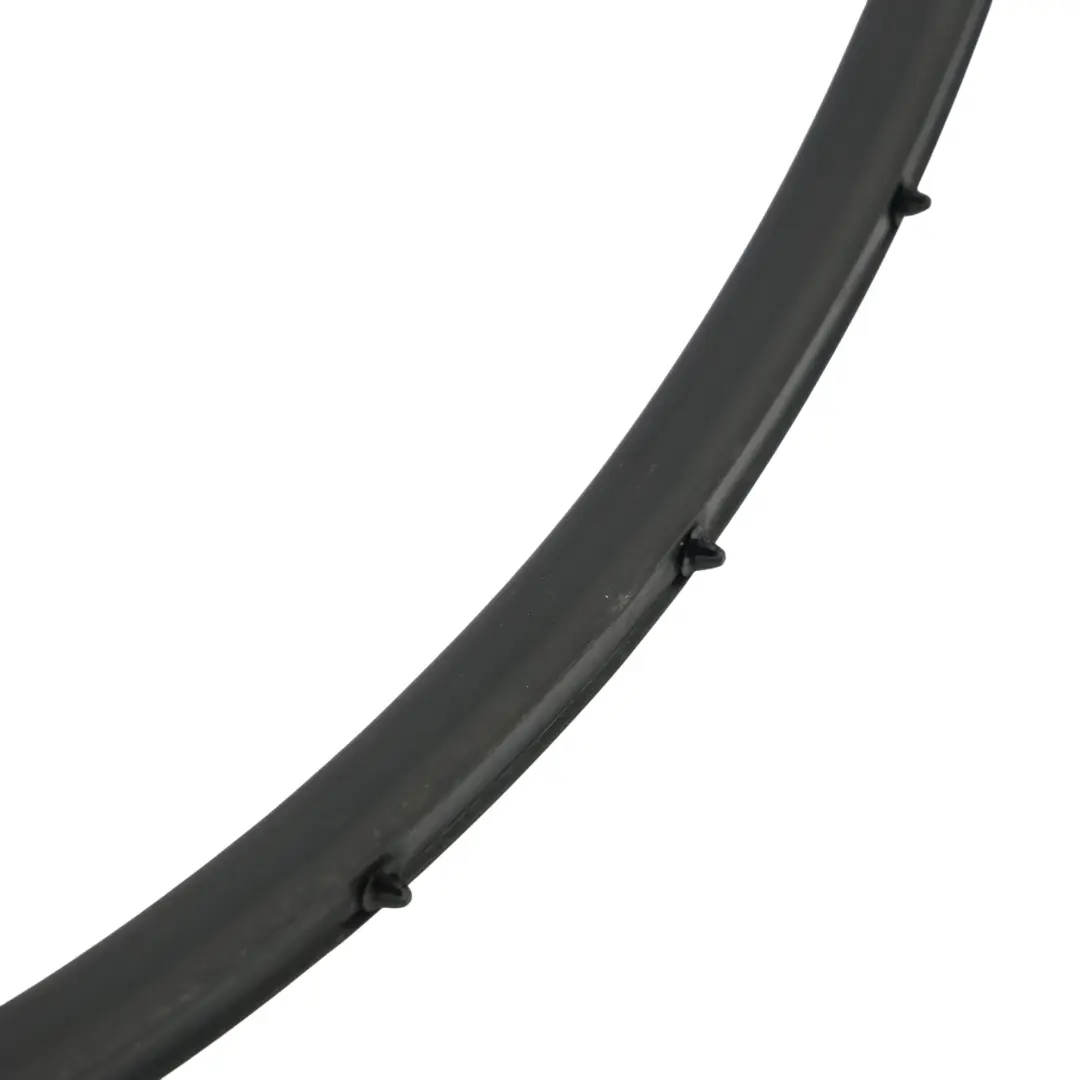 Guarnizione Porta Esterna Posteriore Sinistra Gomma per VW Golf 7 con numero di parte 5G6839699D VW Golf 7 Guarnizione Porta Esterna Posteriore Sinistra Gomma - SKU 5G6839699D - Numero di parte 5G6839699D