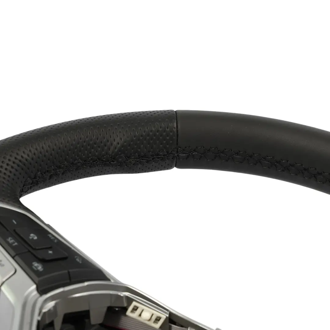 Mk8 Tiguan Mk2 Volante NUEVO Cuero Negro Fondo Plano para VW Golf con número de pieza 5H0419089BH VW Golf Mk8 Tiguan Mk2 Volante NUEVO Cuero Negro Fondo Plano - SKU 5H0419089BH-1 - Número de pieza 5H0419089BH