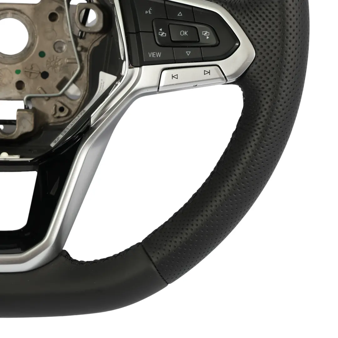 Mk8 Tiguan Mk2 Volant NEUF Cuir Noir Fond Plat pour VW Golf à propos du numéro de pièce 5H0419089BH VW Golf Mk8 Tiguan Mk2 Volant NEUF Cuir Noir Fond Plat - SKU 5H0419089BH-1 - Numéro de pièce 5H0419089BH