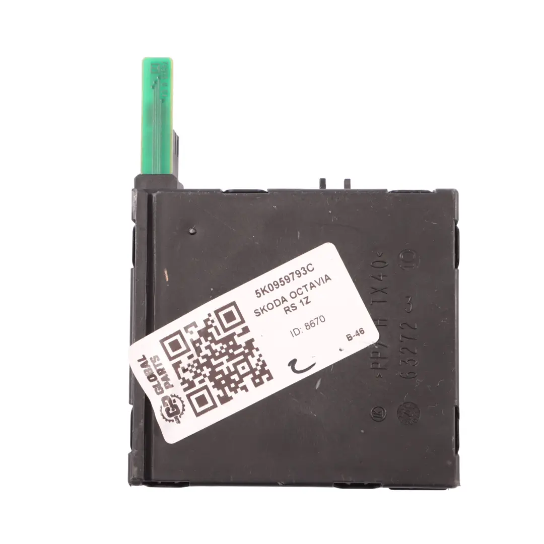 1Z Moduł Sterujący Drzwiami ECU do Skoda Octavia RS o numerze 5K0959793C Skoda Octavia RS 1Z Moduł Sterujący Drzwiami ECU - SKU 5K0959793C - Numer Części 5K0959793C