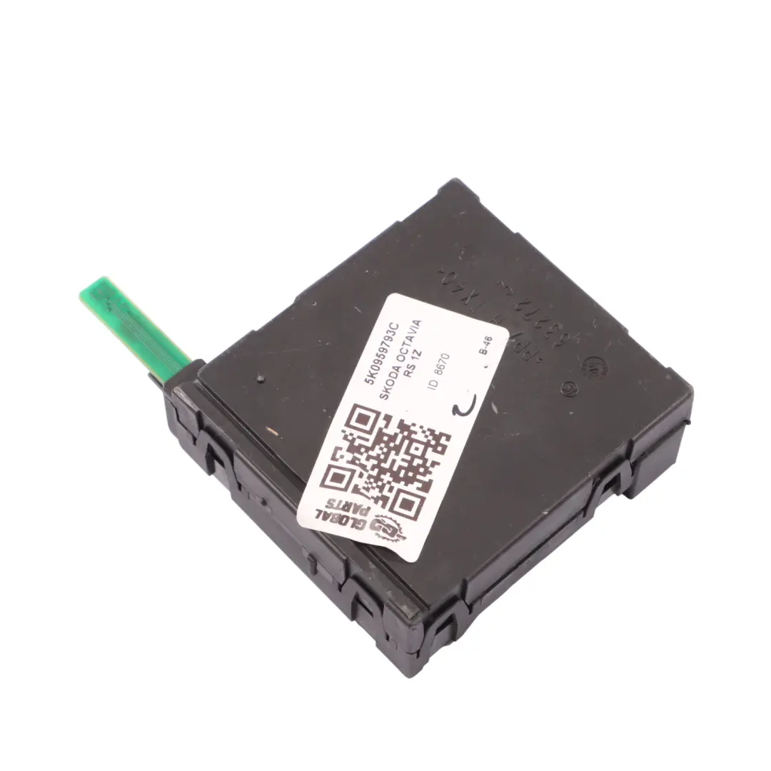 1Z Moduł Sterujący Drzwiami ECU do Skoda Octavia RS o numerze 5K0959793C Skoda Octavia RS 1Z Moduł Sterujący Drzwiami ECU - SKU 5K0959793C - Numer Części 5K0959793C