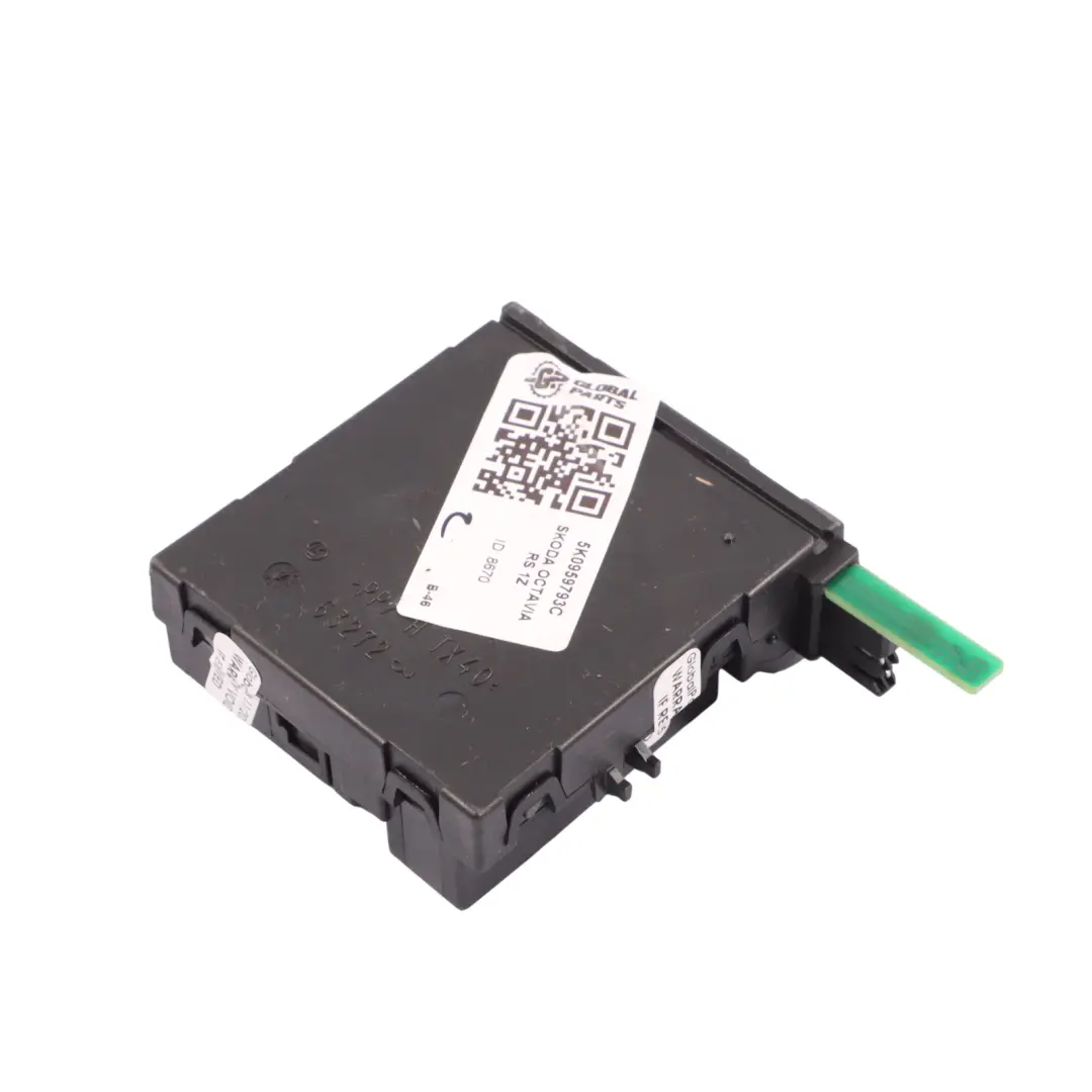 1Z Moduł Sterujący Drzwiami ECU do Skoda Octavia RS o numerze 5K0959793C Skoda Octavia RS 1Z Moduł Sterujący Drzwiami ECU - SKU 5K0959793C - Numer Części 5K0959793C