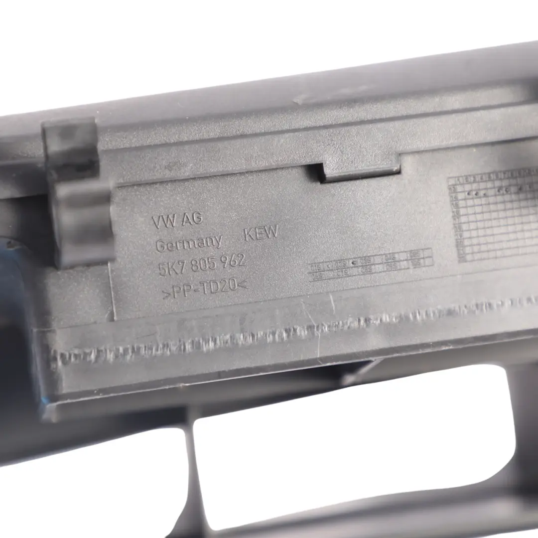 Mk3 Canal De Aire Tapa Guía De Admisión 2.0 TDI para Volkswagen Scirocco con número de pieza 5K7805962 Volkswagen Scirocco Mk3 Canal De Aire Tapa Guía De Admisión 2.0 TDI - SKU 5K7805962 - Número de pieza 5K7805962