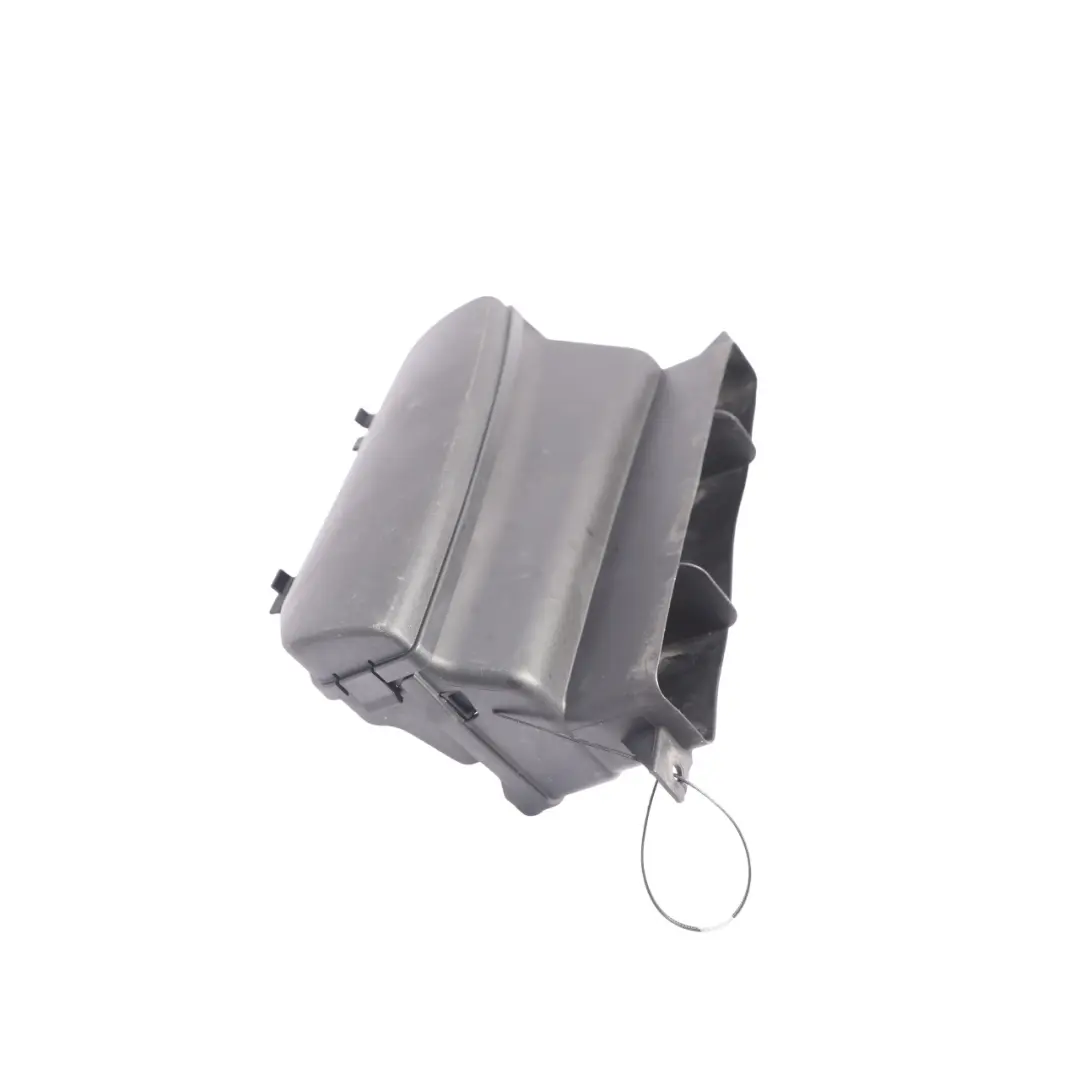 Mk3 Couvercle Guide Conduit Admission Air 2.0 TDI pour Volkswagen Scirocco à propos du numéro de pièce 5K7805962 Volkswagen Scirocco Mk3 Couvercle Guide Conduit Admission Air 2.0 TDI - SKU 5K7805962 - Numéro de pièce 5K7805962