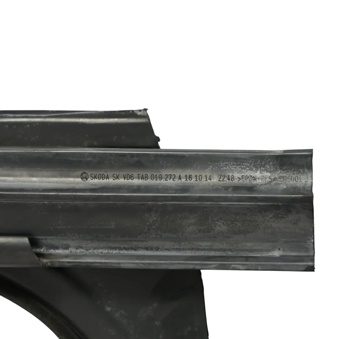 Skoda Yeti 5L Door Window Guide Frame Seal Gasket Front Right O/S - SKU 5L0837432J - Part number 5L0837432J