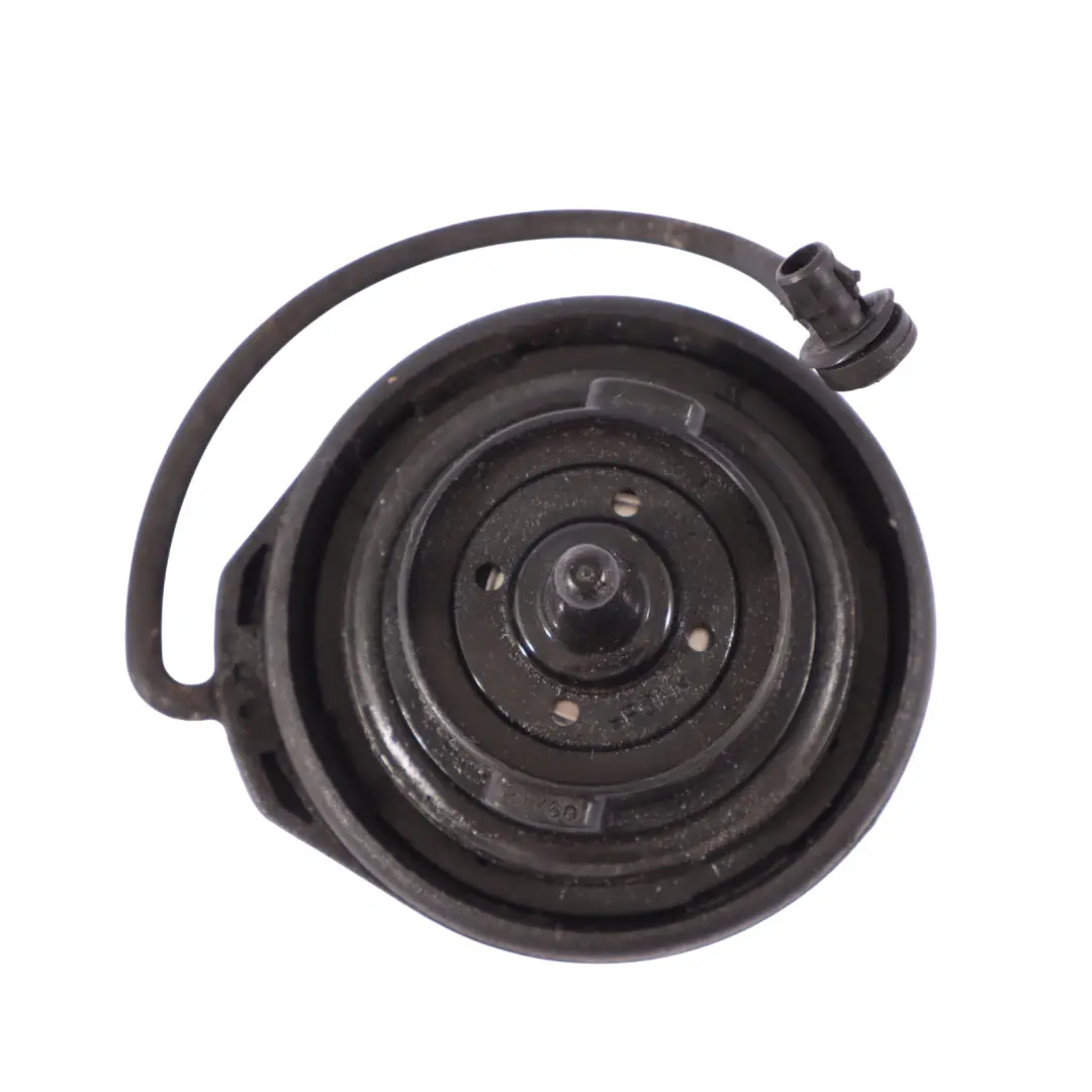 Mk5 Korek Wlewu Paliwa Pokrywa Czarna do VW Volkswagen Golf o numerze 5N0201553 VW Volkswagen Golf Mk5 Korek Wlewu Paliwa Pokrywa Czarna - SKU 5N0201553 - Numer Części 5N0201553