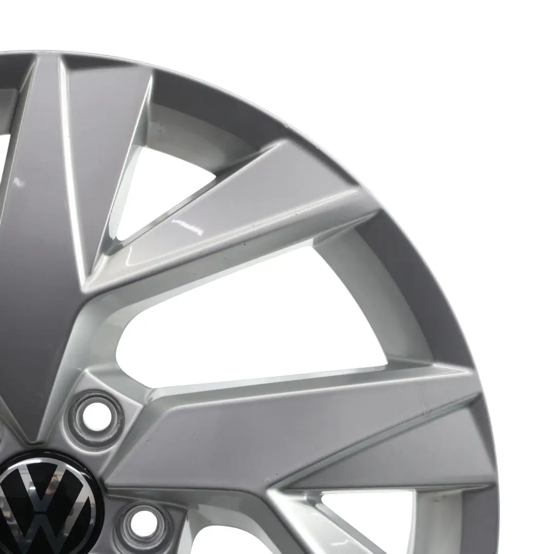 Volkswagen Tiguan AX1 Mk2 Felga Aluminiowa Srebrna 18" 7J ET:43 - SKU 5NA601025AD-2 - Numer Części 5NA601025AD