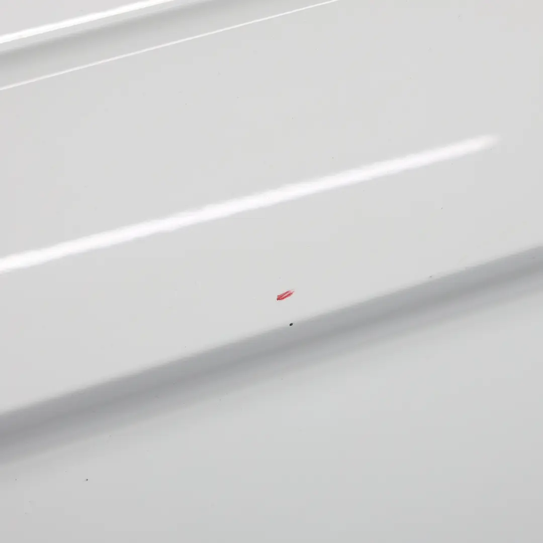 Drzwi Tylne Lewe Pure White Białe - C9A do Volkswagen VW Tiguan AX1 o numerze 5NA833055J Volkswagen VW Tiguan AX1 Drzwi Tylne Lewe Pure White Białe - C9A - SKU 5NA833055J-PWH - Numer Części 5NA833055J