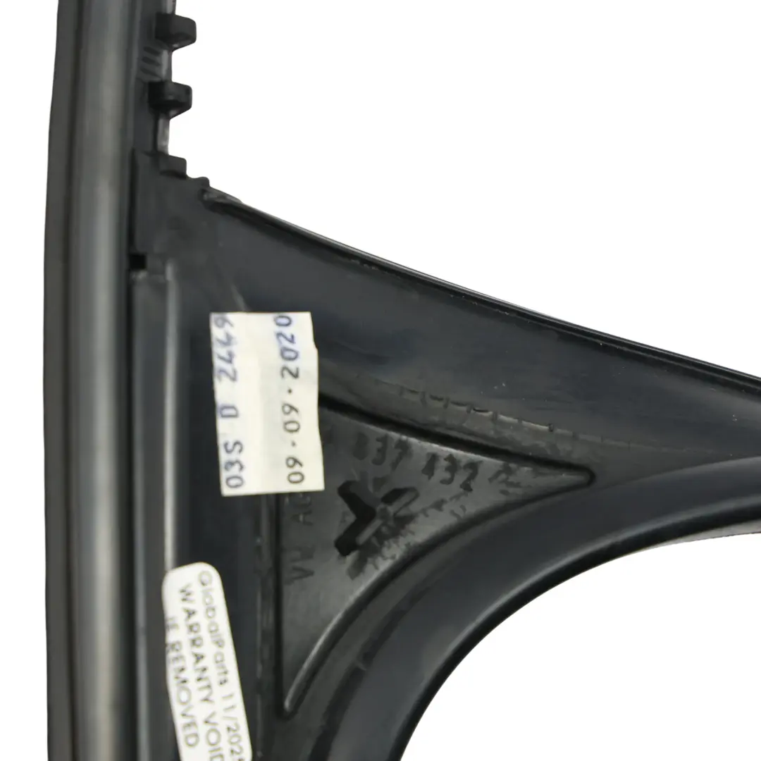 Finestrino Porta Gudie Guarnizione Anteriore Destra per VW Tiguan AX1 con numero di parte 5NA837432D VW Tiguan AX1 Finestrino Porta Gudie Guarnizione Anteriore Destra - SKU 5NA837432D - Numero di parte 5NA837432D