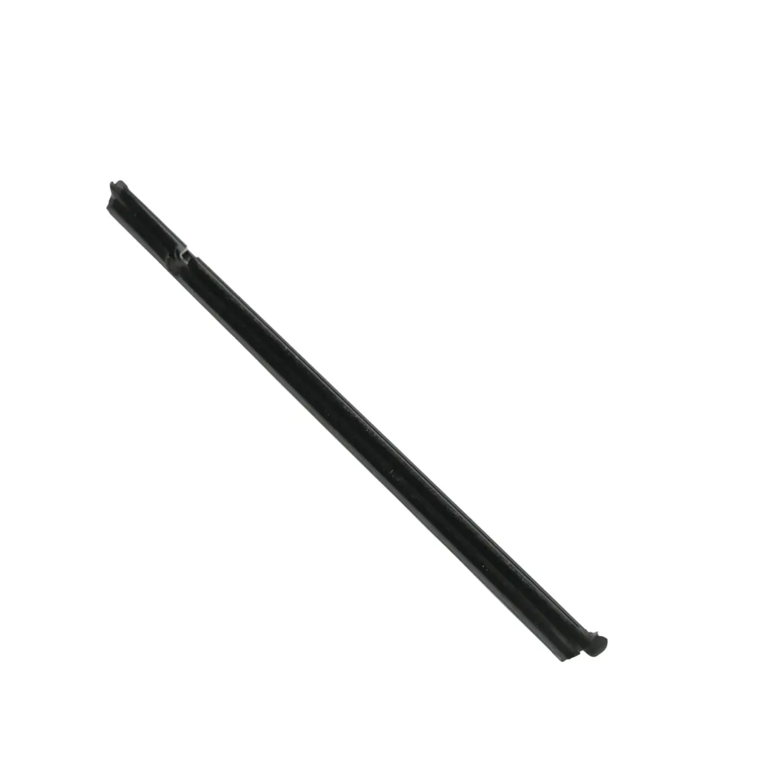 VW Tiguan AX1 Joint D'Ouverture De Vitre De Portière Arrière Droit - SKU 5NA839480 - Numéro de pièce 5NA839480