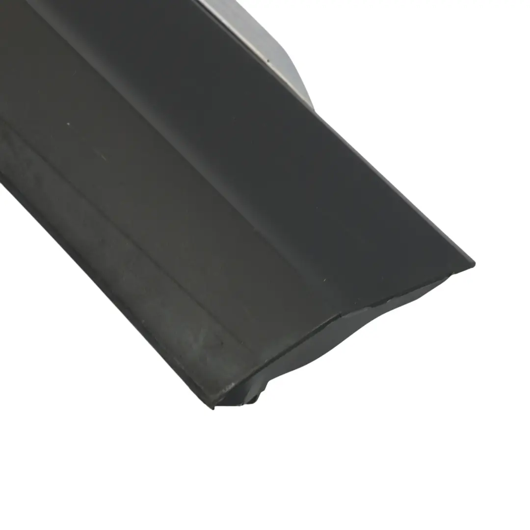 Volkswagen Tiguan AX1 Moldura Inferior De La Puerta Delantera Derecha - SKU 5NA854940P - Número de pieza 5NA854940P