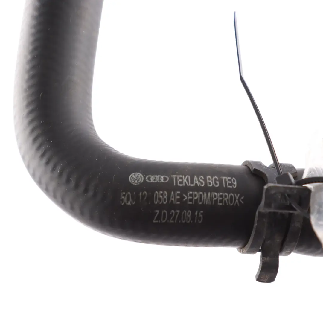  Manguera De Agua Y Refrigerante VW Polo GTI AW Audi A3 8V 2.0 TFSI - SKU 5Q0121058AE - Número de pieza 5Q0121058AE