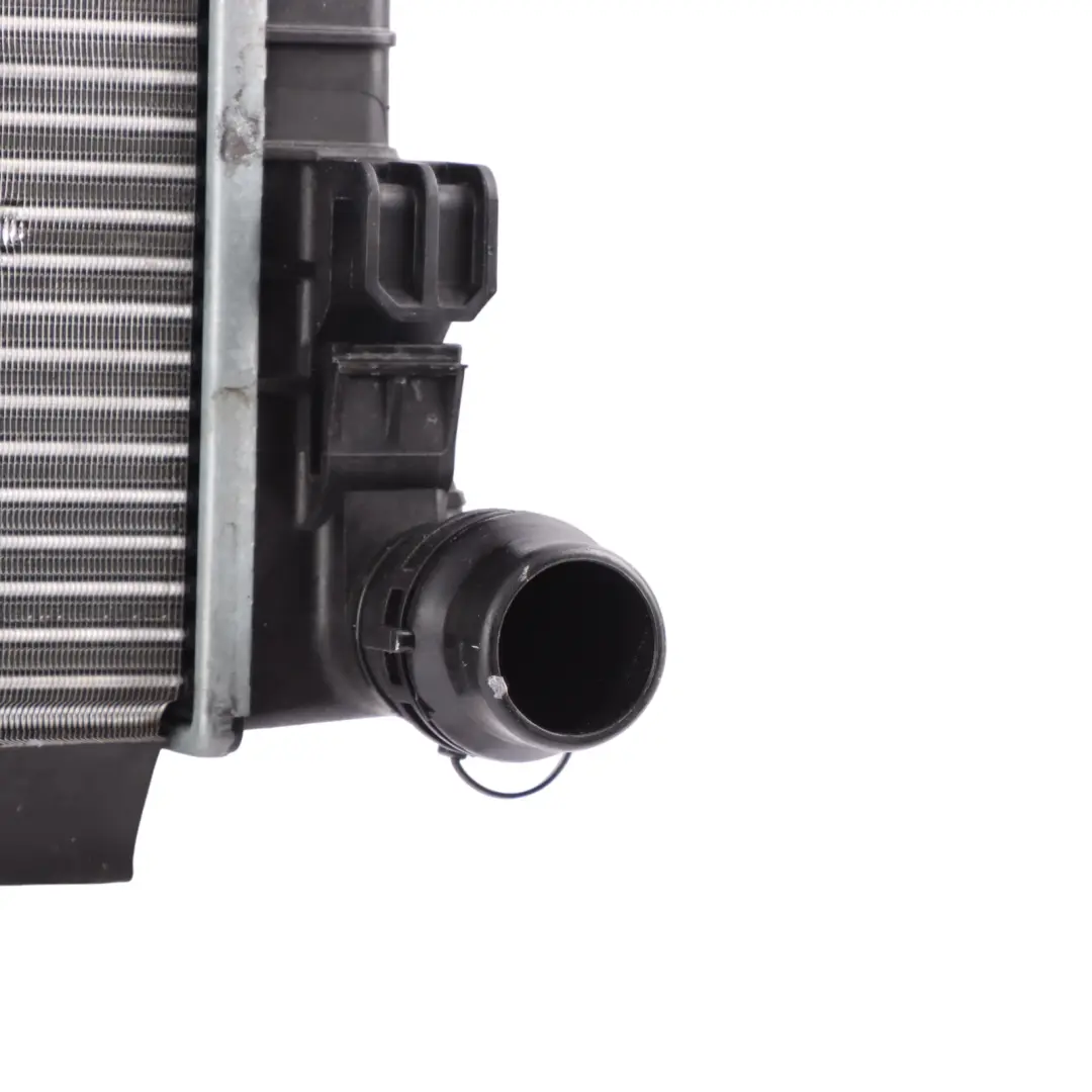 Radiateur Liquide Refroidissement 1.4 Essence pour Audi Q2 GA A3 8V à propos du numéro de pièce 5Q0121251GQ Audi Q2 GA A3 8V Radiateur Liquide Refroidissement 1.4 Essence - SKU 5Q0121251GQ - Numéro de pièce 5Q0121251GQ