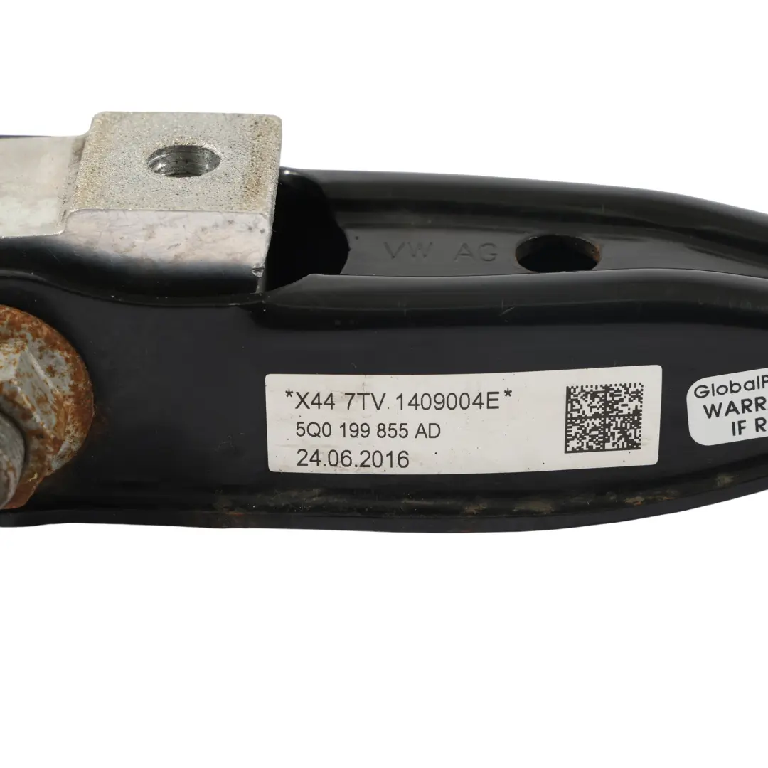 Audi A3 8V Support Pendulaire Fixation Arrière Inférieur Moteur - SKU 5Q0199855AD - Numéro de pièce 5Q0199855AD