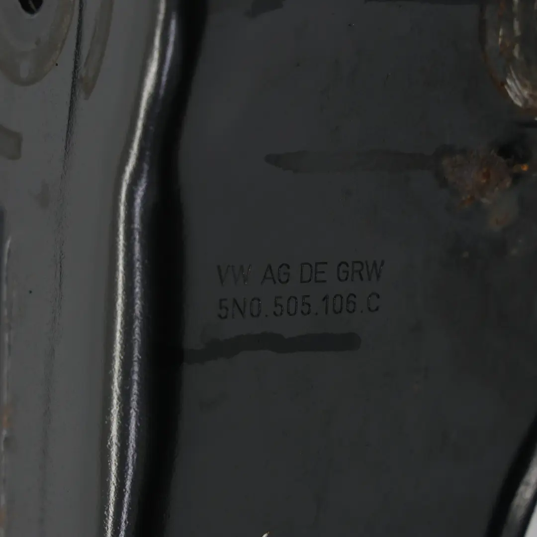 8Y Quattro Subchasis Suspensión Trasera para Audi A3 S3 con número de pieza 5Q0505235K Audi A3 S3 8Y Quattro Subchasis Suspensión Trasera - SKU 5Q0505235K - Número de pieza 5Q0505235K