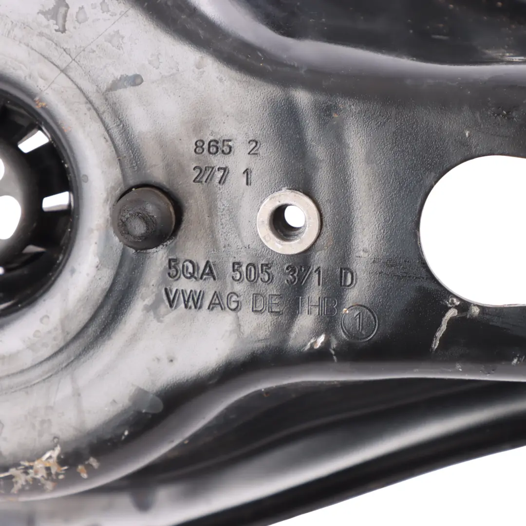 8Y Wahacz Zawieszenia Tylny Lewy Prawy 5QA505371D do Audi RS3 o numerze 5Q0505311E Audi RS3 8Y Wahacz Zawieszenia Tylny Lewy Prawy 5QA505371D - SKU 5Q0505311E - Numer Części 5Q0505311E