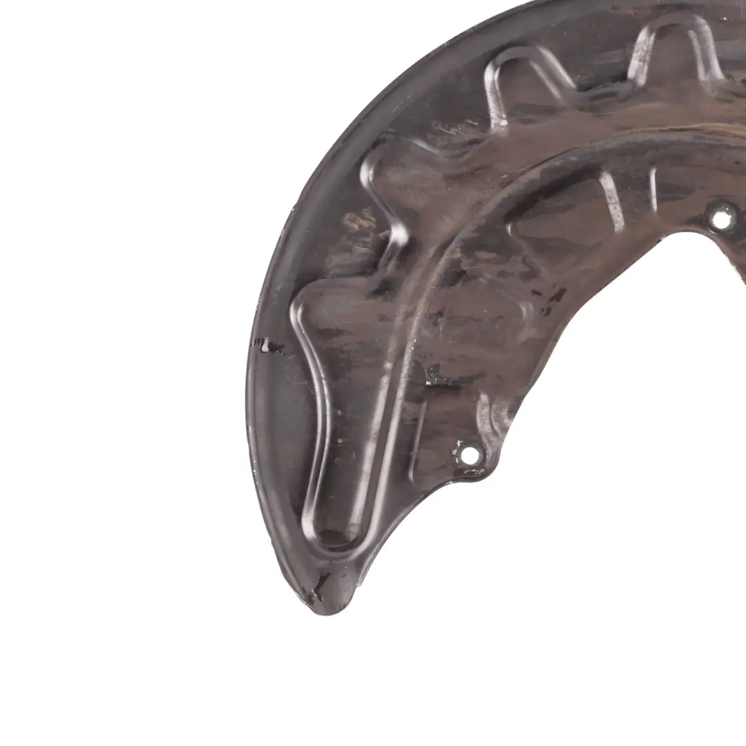 Tapa Disco De Freno Delantero Izquierdo para Audi A3 8V VW Golf Mk7 con número de pieza 5Q0615311F Audi A3 8V VW Golf Mk7 Tapa Disco De Freno Delantero Izquierdo - SKU 5Q0615311F - Número de pieza 5Q0615311F