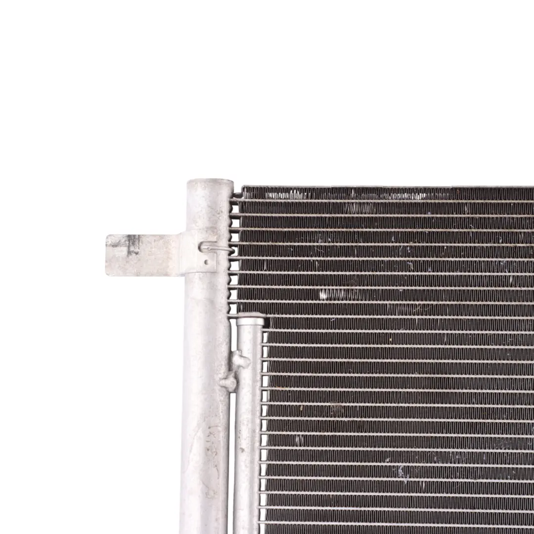Radiador Motor Refrigeración Agua para Volkswagen Golf MK7 con número de pieza 5Q0816411AR Volkswagen Golf MK7 Radiador Motor Refrigeración Agua - SKU 5Q0816411AR - Número de pieza 5Q0816411AR