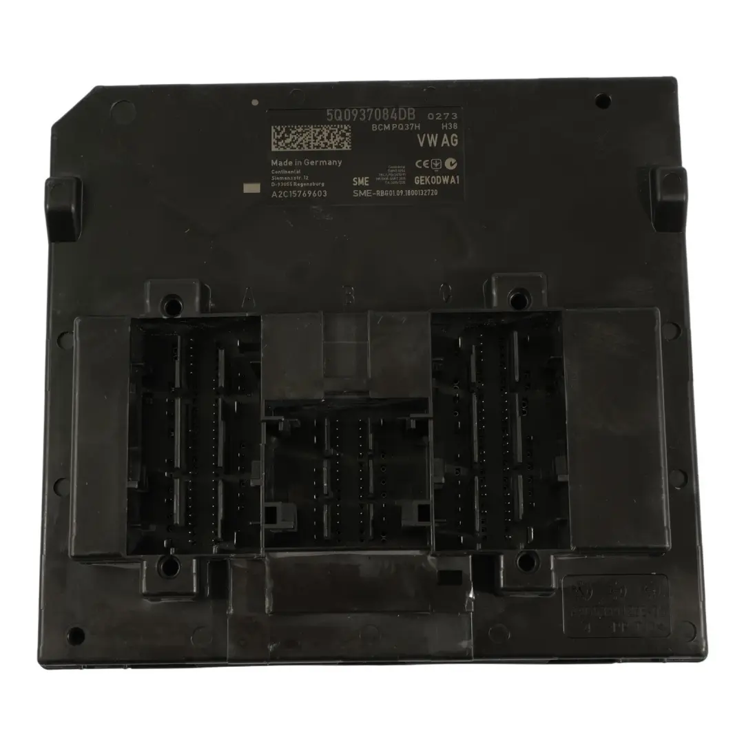 VW Golf MK7 Module Commande Carrosserie Commande ECU Alimentation - SKU 5Q0937084DB - Numéro de pièce 5Q0937084DB