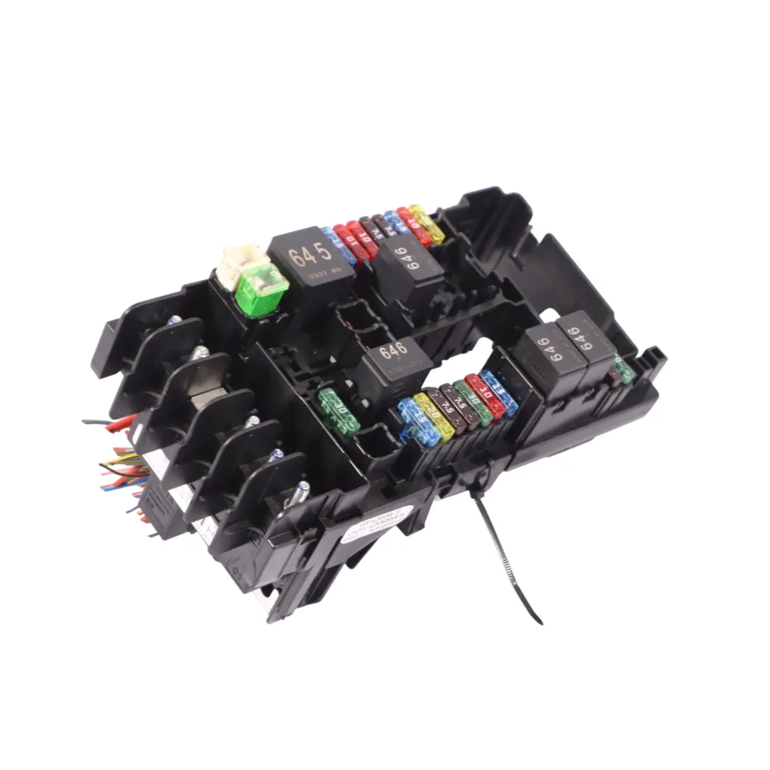 Mk2 TT 8S Caja Relés Fusibles Unidad Alimentación Vano Motor para Audi Q3 con número de pieza 5Q0937125G Audi Q3 Mk2 TT 8S Caja Relés Fusibles Unidad Alimentación Vano Motor - SKU 5Q0937125G-1 - Número de pieza 5Q0937125G