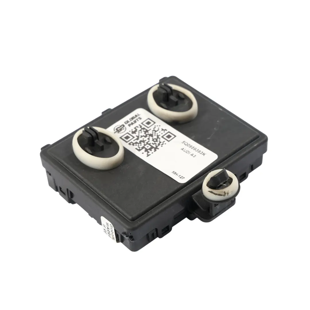 Modulo Controllo Porta Anteriore Destra per Audi Q2 GA A3 8V con numero di parte 5Q0959393K Audi Q2 GA A3 8V Modulo Controllo Porta Anteriore Destra - SKU 5Q0959393K - Numero di parte 5Q0959393K