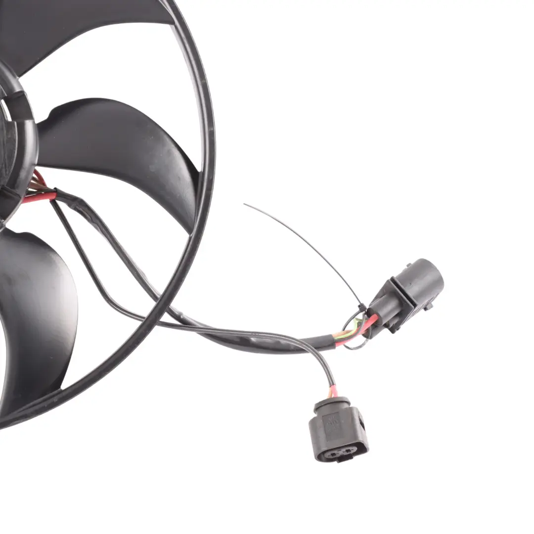 Radiatore Ventola Motore Raffreddamento Ventola 320W per Audi A3 S3 8V con numero di parte 5Q0959455BJ Audi A3 S3 8V Radiatore Ventola Motore Raffreddamento Ventola 320W - SKU 5Q0959455BJ - Numero di parte 5Q0959455BJ