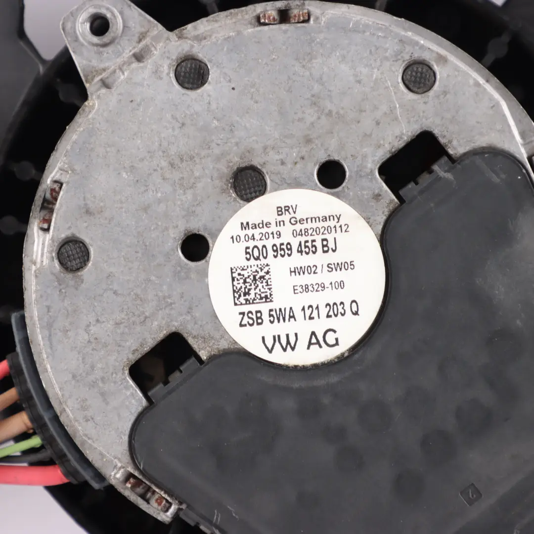 Kühlerlüfter Motor Kühlung Kühlmittel Ventilator 320W für Audi A3 S3 8V mit Teilenummer 5Q0959455BJ Audi A3 S3 8V Kühlerlüfter Motor Kühlung Kühlmittel Ventilator 320W - SKU 5Q0959455BJ - Teilenummer 5Q0959455BJ