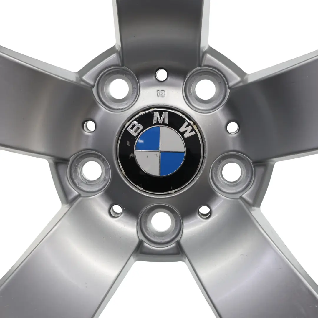 Alufelge 17" Stern Speiche - 122 ET:20 8J für BMW E60 E61 mit Teilenummer 6760615 BMW E60 E61 Alufelge 17" Stern Speiche - 122 ET:20 8J - SKU 6760615-3 - Teilenummer 6760615