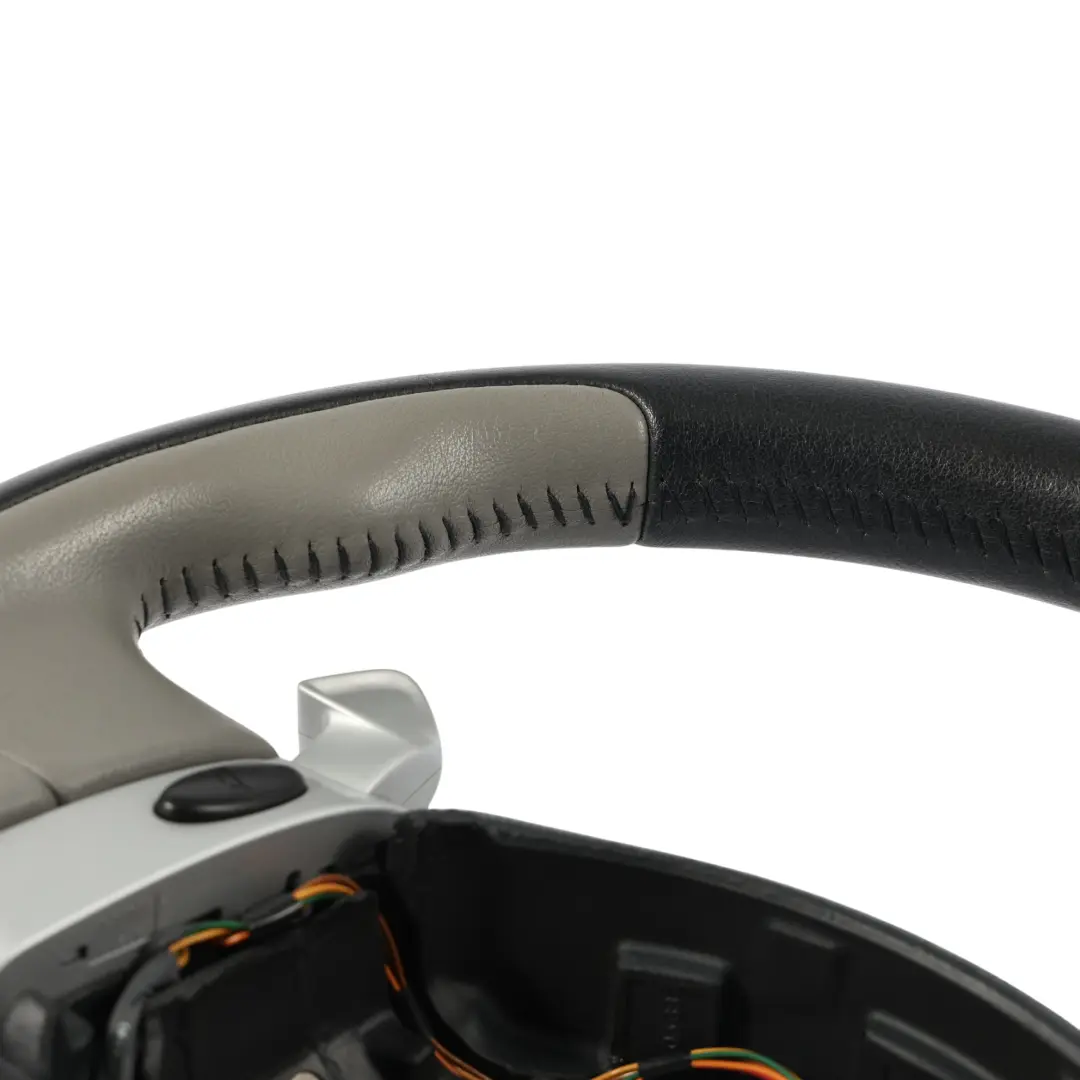 Pelle Grigio Nero Steptronic per Mini Cooper One R50 R52 R53 Volante In con numero di parte 6770335 Mini Cooper One R50 R52 R53 Volante In Pelle Grigio Nero Steptronic - SKU 6770335 - Numero di parte 6770335