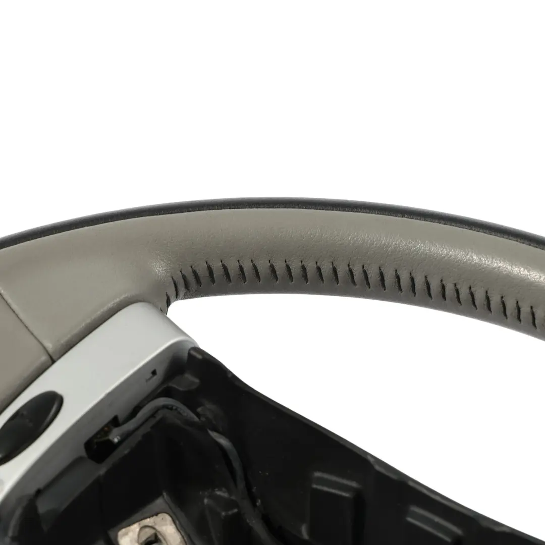 Lenkrad Schwarz Grau Leder Steptronic für Mini Cooper One R50 R52 R53 mit Teilenummer 6770335 Mini Cooper One R50 R52 R53 Lenkrad Schwarz Grau Leder Steptronic - SKU 6770335 - Teilenummer 6770335