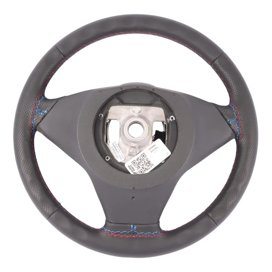 Kierownica NOWA Czarna Skóra Sport do BMW E60 E61 E63 E64 o numerze 6774458 BMW E60 E61 E63 E64 Kierownica NOWA Czarna Skóra Sport - SKU 6774458 - Numer Części 6774458