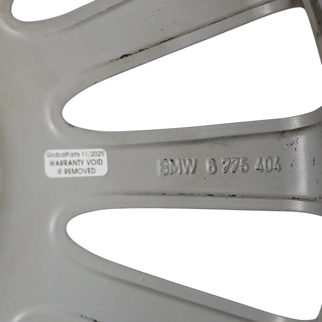 Jante alliage argenté 19" 8,5J ET:25 Multiples rayons 235 pour BMW F01 F07 GT à propos du numéro de pièce 6775404 BMW F01 F07 GT Jante alliage argenté 19" 8,5J ET:25 Multiples rayons 235 - SKU 6775404-1 - Numéro de pièce 6775404
