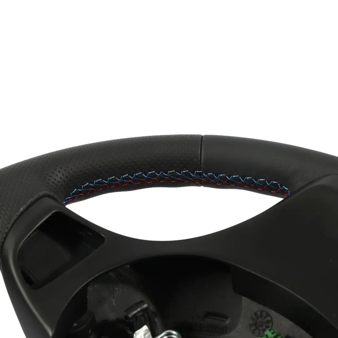 NUOVO Pelle Nera Sport M-Tricolore per Volante BMW X3 E83 X5 E53 con numero di parte 6778404 Volante BMW X3 E83 X5 E53 NUOVO Pelle Nera Sport M-Tricolore - SKU 6778404-3 - Numero di parte 6778404