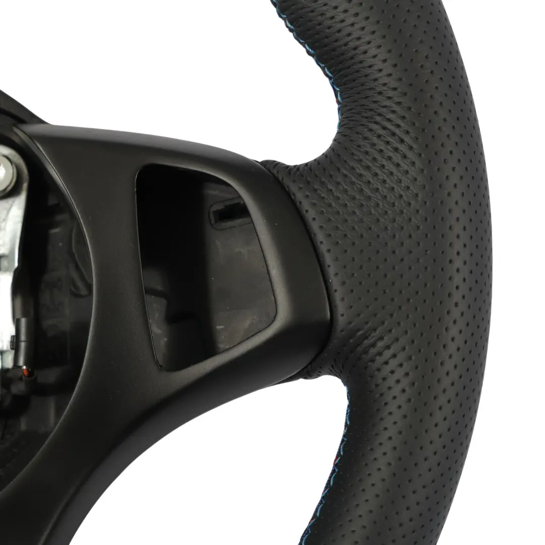 Steering Wheel BMW X3 E83 X5 E53 NEW Black Leather Sport M-tricoloured to with Part number 6778404 Steering Wheel BMW X3 E83 X5 E53 NEW Black Leather Sport M-tricoloured - SKU 6778404-3 - Part number 6778404