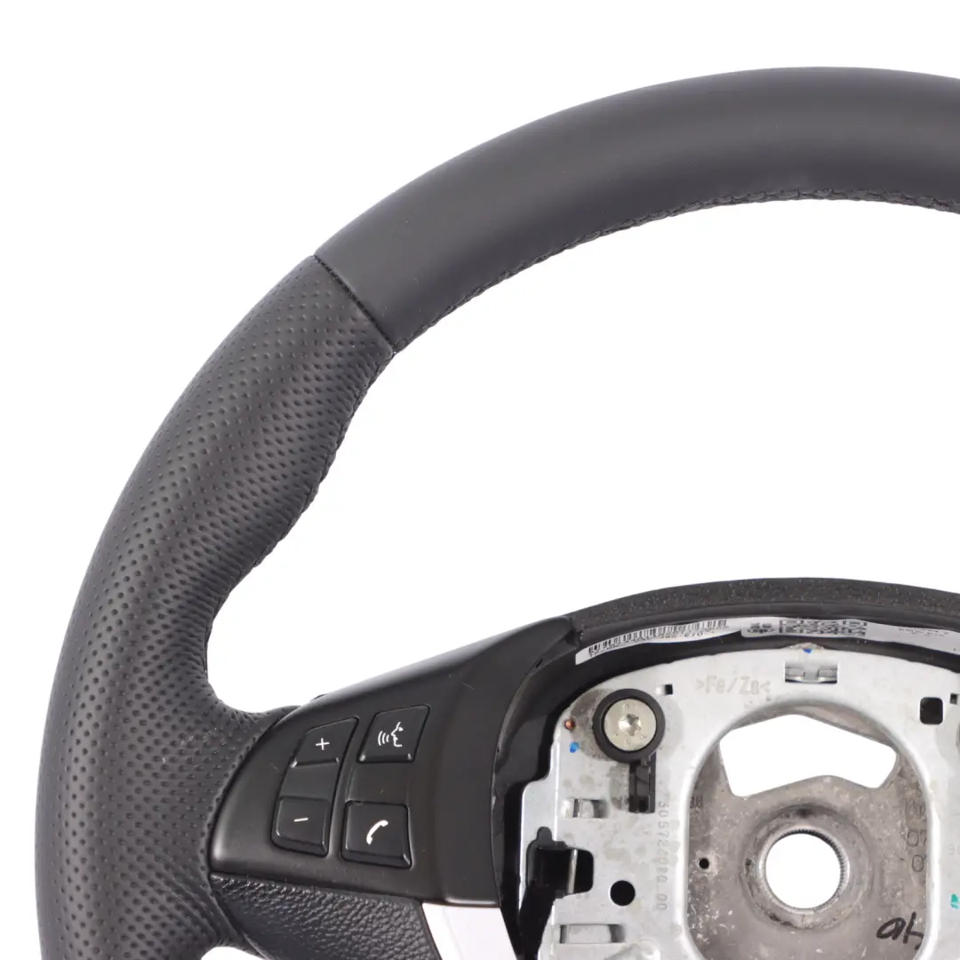 NUEVO Volante deportivo De cuero negro Hilos negros para BMW X5 E70 E70N LCI con número de pieza 6780544 BMW X5 E70 E70N LCI NUEVO Volante deportivo De cuero negro Hilos negros - SKU 6780544-2 - Número de pieza 6780544