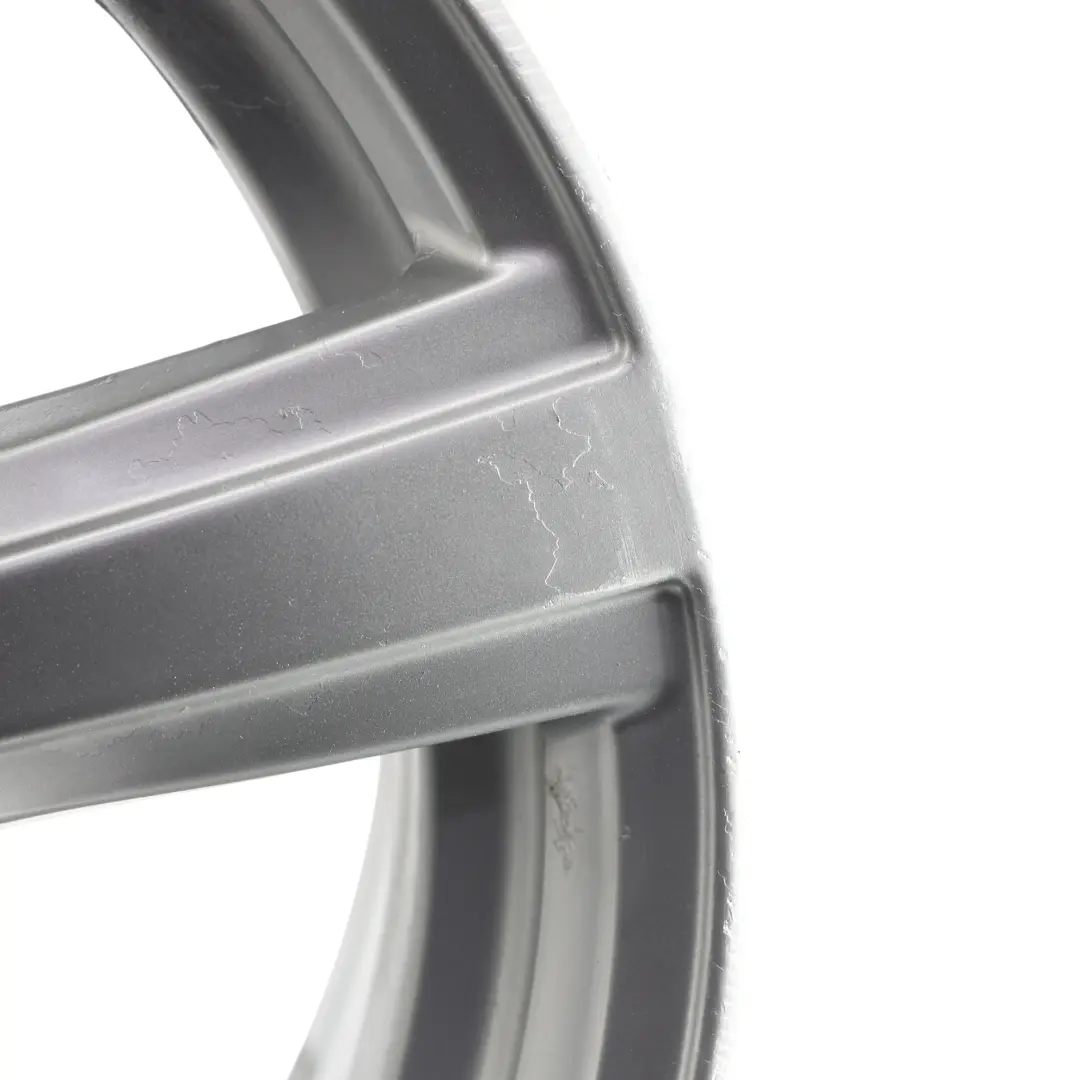 Jante Alliage 17" La flèche de l'étoile 290 ET:29 8J pour BMW Z4 E89 à propos du numéro de pièce 6785240 BMW Z4 E89 Jante Alliage 17" La flèche de l'étoile 290 ET:29 8J - SKU 6785240-1 - Numéro de pièce 6785240