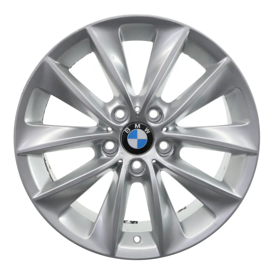 Cerchio in lega argento 18" 8J ET:43 V Spoke 307 per BMW F25 F26 con numero di parte 6787578 BMW F25 F26 Cerchio in lega argento 18" 8J ET:43 V Spoke 307 - SKU 6787578-1 - Numero di parte 6787578