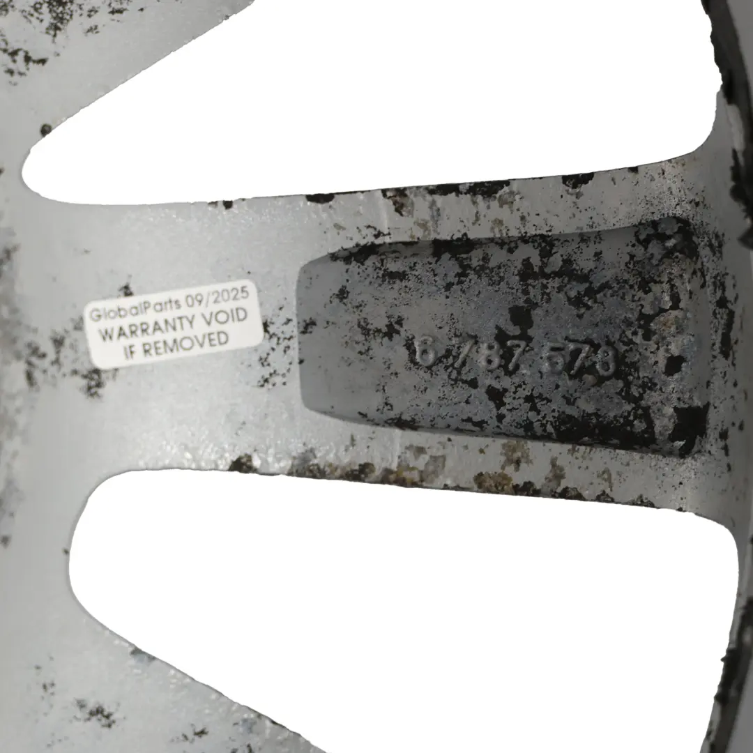 Silberne Leichtmetallfelge 18" 8J ET:43 V Speiche 307 für BMW F25 F26 mit Teilenummer 6787578 BMW F25 F26 Silberne Leichtmetallfelge 18" 8J ET:43 V Speiche 307 - SKU 6787578-1 - Teilenummer 6787578