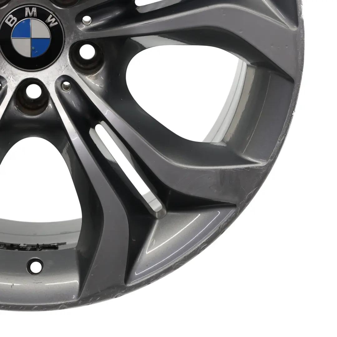 Felga Aluminiowa Przód Szara 20" 10J ET:40 do BMW X5 E70 X6 E71 o numerze 6788010 BMW X5 E70 X6 E71 Felga Aluminiowa Przód Szara 20" 10J ET:40 - SKU 6788010-5 - Numer Części 6788010