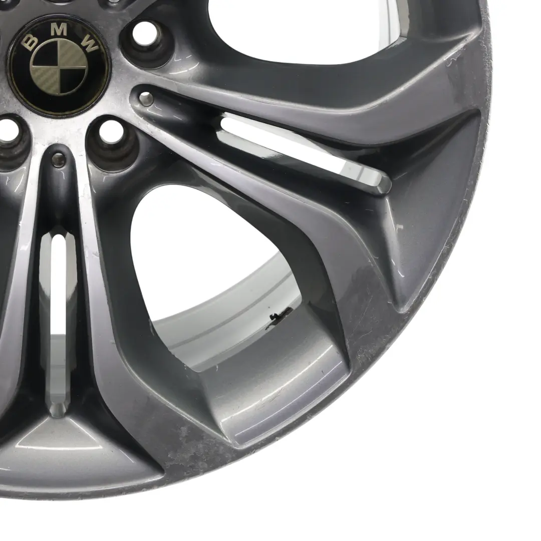 Cerchio Posteriore In Lega Grigio 20" 11J ET:37 Y Raggi 336 per BMW X5 E70 con numero di parte 6788011 BMW X5 E70 Cerchio Posteriore In Lega Grigio 20" 11J ET:37 Y Raggi 336 - SKU 6788011-4 - Numero di parte 6788011