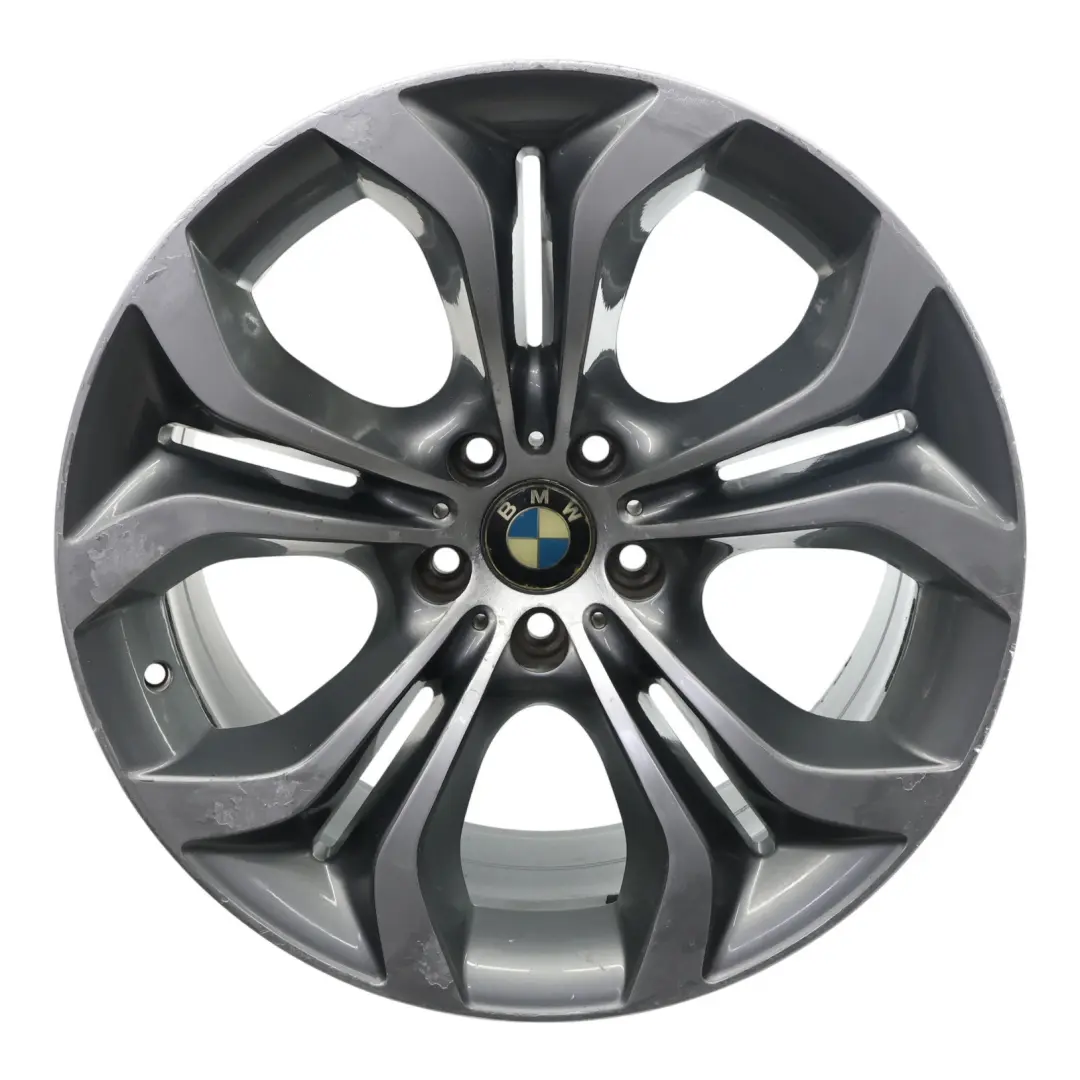 Cerchio Posteriore In Lega Grigio 20" 11J ET:37 Y Raggi 336 per BMW X5 E70 con numero di parte 6788011 BMW X5 E70 Cerchio Posteriore In Lega Grigio 20" 11J ET:37 Y Raggi 336 - SKU 6788011-5 - Numero di parte 6788011