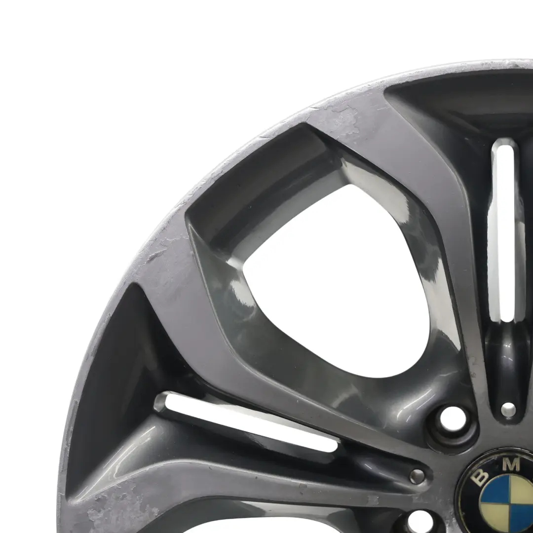 Cerchio Posteriore In Lega Grigio 20" 11J ET:37 Y Raggi 336 per BMW X5 E70 con numero di parte 6788011 BMW X5 E70 Cerchio Posteriore In Lega Grigio 20" 11J ET:37 Y Raggi 336 - SKU 6788011-5 - Numero di parte 6788011