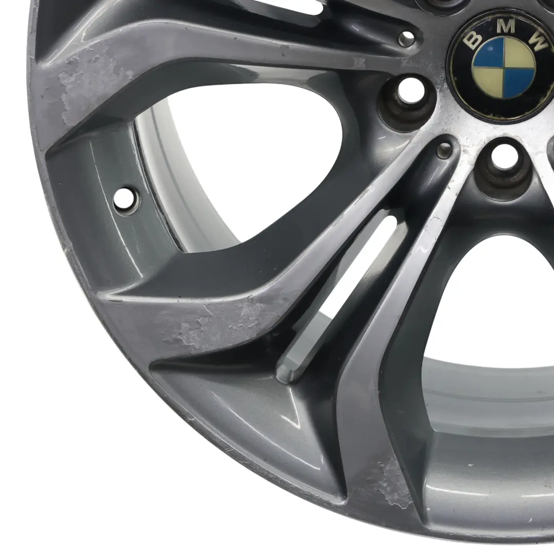 Cerchio Posteriore In Lega Grigio 20" 11J ET:37 Y Raggi 336 per BMW X5 E70 con numero di parte 6788011 BMW X5 E70 Cerchio Posteriore In Lega Grigio 20" 11J ET:37 Y Raggi 336 - SKU 6788011-5 - Numero di parte 6788011